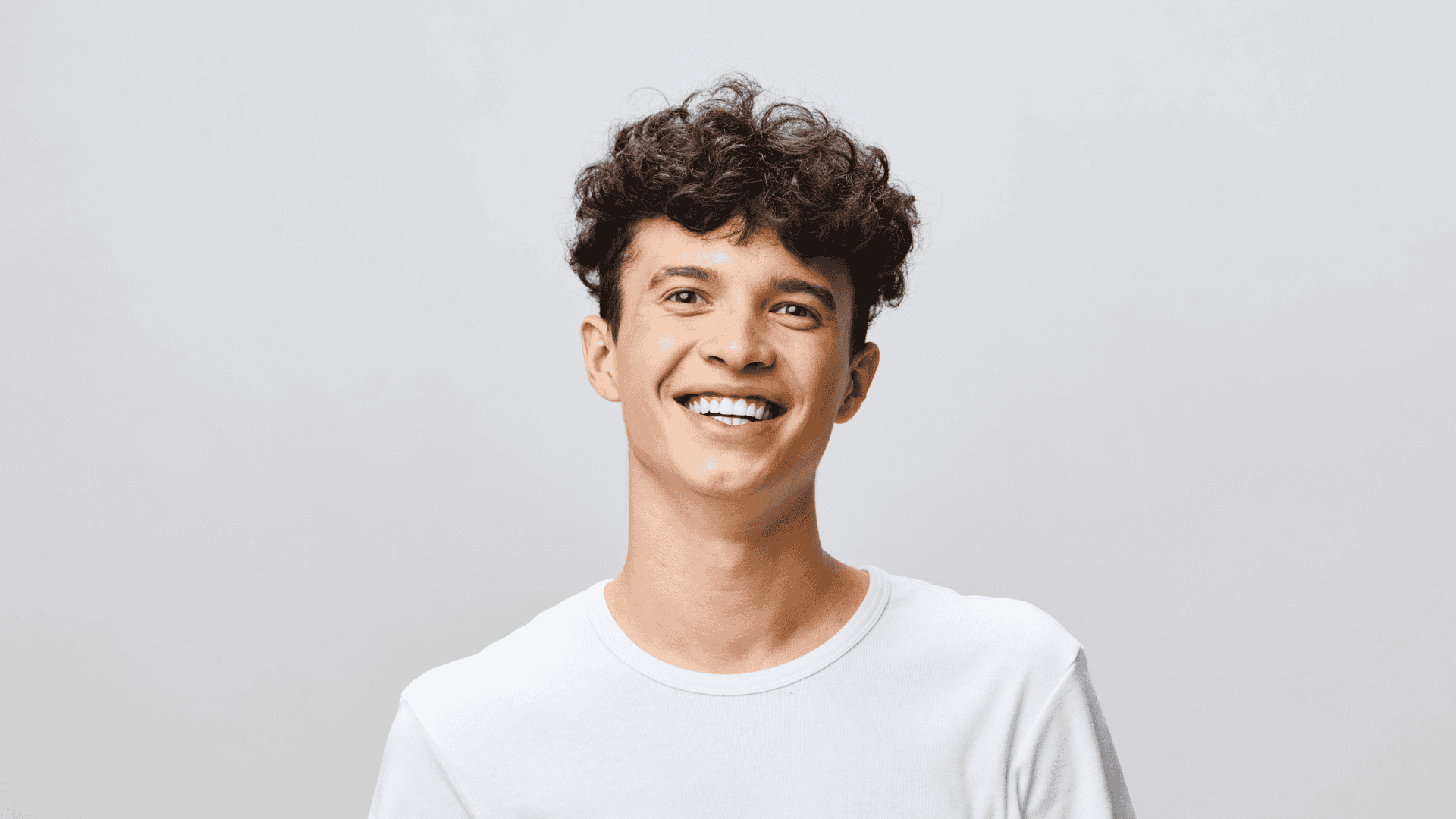 ClearCorrect For Adults and Teens - Braces Free Teeth Straightening